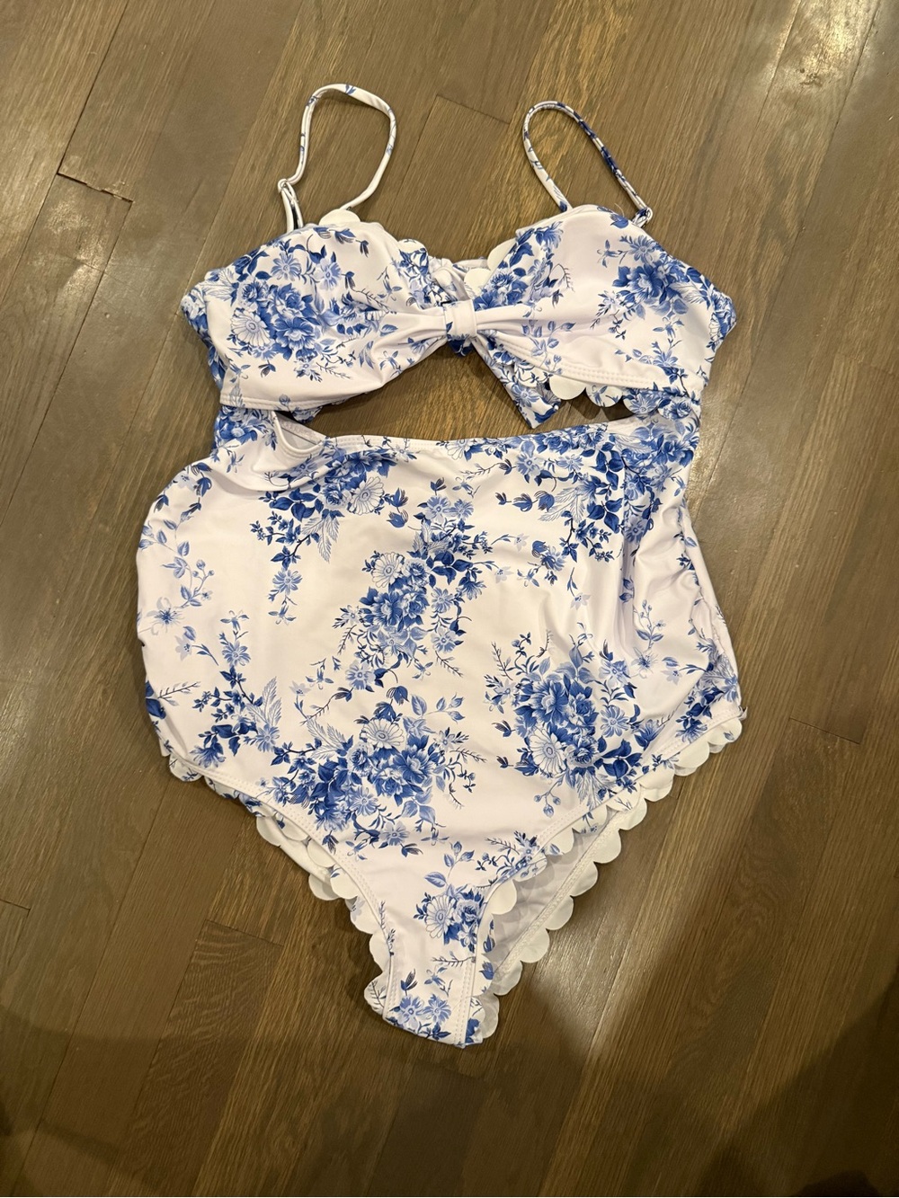 Blue Floral Cutout One-Piece Swimsuit for Women size XL